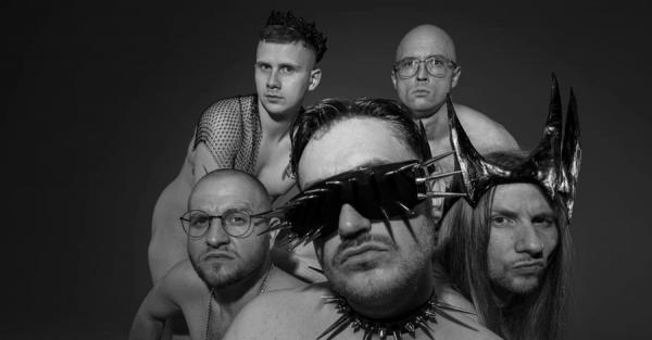 Latexfauna відкрила сторінку на OnlyFans, заробіток від якого спрямує на допомогу ЗСУ
