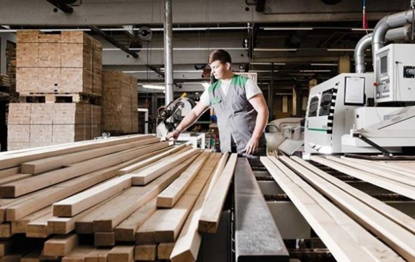 Україна планує збільшити частку переробки у ВВП Україна планує збільшити частку переробки у ВВП