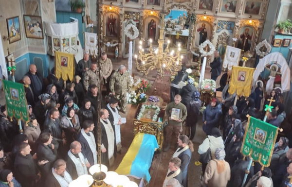 Закарпаття провело в останню дорогу Героя Юрія Бабія (ФОТО)