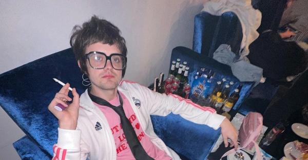 Невдало "пожартував": соліст "Пошлой Молли" виправдався за заклик до поляків "вчити російську" Невдало "пожартував": соліст "Пошлой Молли" виправдався за заклик до поляків "вчити російську"