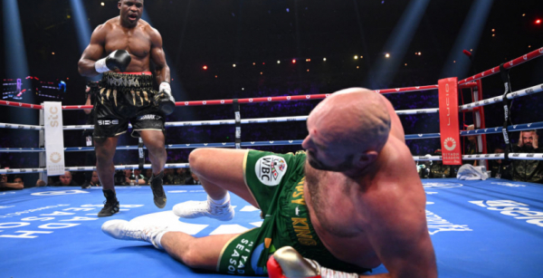 Усик: Якщо Ф&rsquo;юрі грав у бою з Нганну, він має отримати &ldquo;Оскар&rdquo;