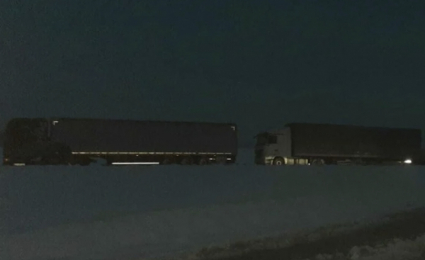 В Угорщині та Словаччині продовжують стояти у черзі українські вантажівки