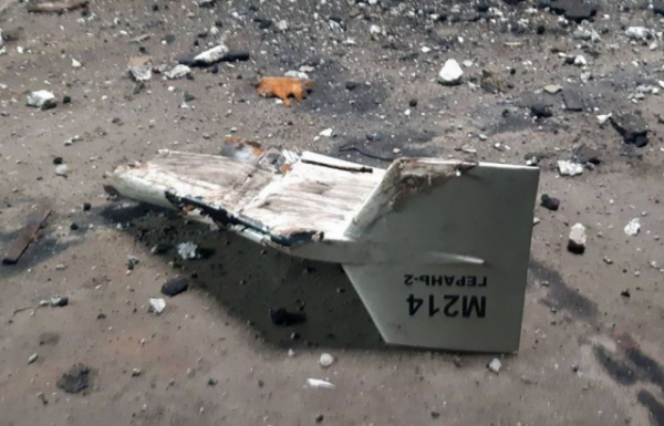 Півтораметрова вирва та обгорілі дерева: вночі на території Румунії впав новий російський безпілотник