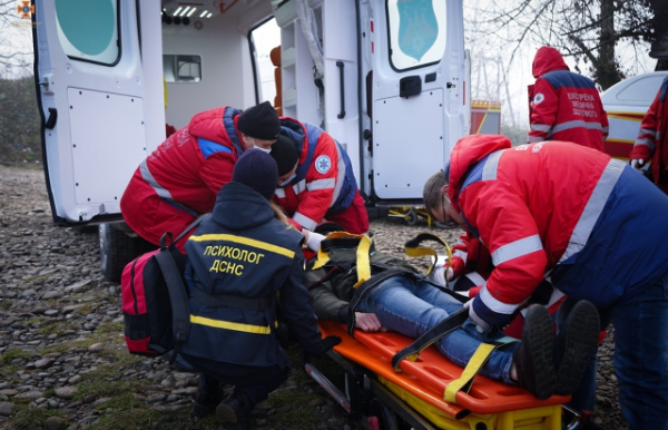 На Закарпатті рятувальники провели масштабні тренування (ФОТО) На Закарпатті рятувальники провели масштабні тренування (ФОТО)