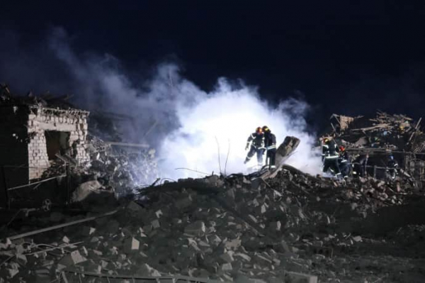 Внаслідок ударів по Покровському району загинули 11 людей, з них 5 дітей Внаслідок ударів по Покровському району загинули 11 людей, з них 5 дітей