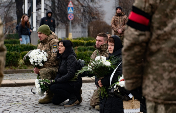 В Ужгороді попрощалися з полеглим Героєм Анатолієм Сінькевичем (ФОТО)