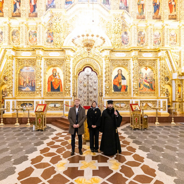 Зеленська на зустріч з першим джентльменом Данії надягла вінтажну брошку Lanvin, якій близько 50 років