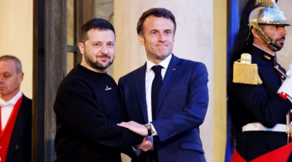 Україна та Франція підписали угоду про "гарантії безпеки"