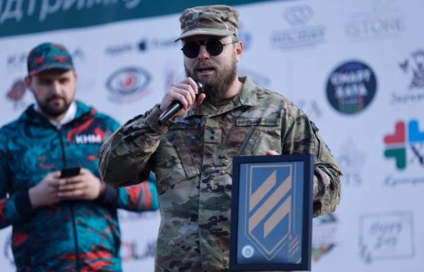 У Хусті пройшов півмарафон, за зібрані кошти закупили дрони для 3-ї штурмової (ФОТО) У Хусті пройшов півмарафон, за зібрані кошти закупили дрони для 3-ї штурмової (ФОТО)