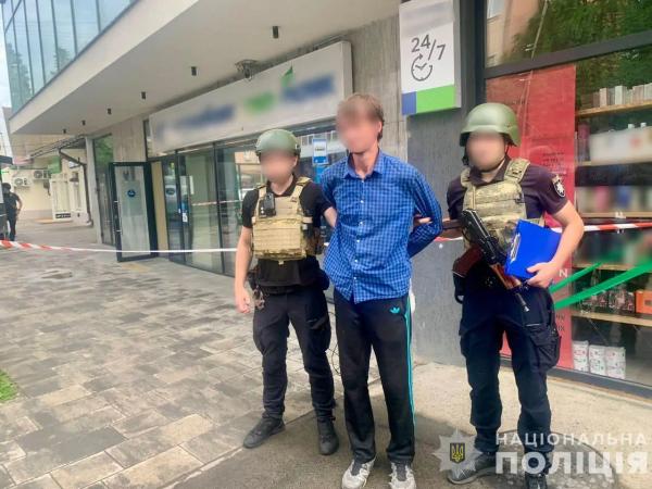  Повідомив про замінування банку: що трапилося вчора ввечері в Ужгороді 