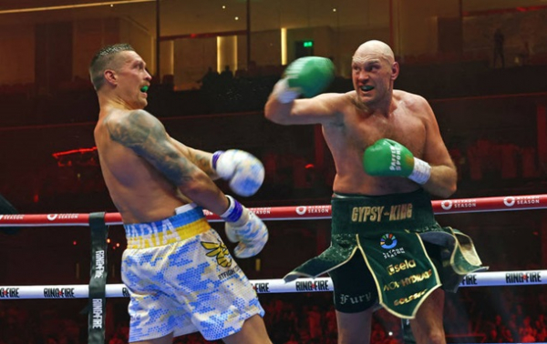 Стало відомо, скільки заробили організатори бою Усик - Ф'юрі Стало відомо, скільки заробили організатори бою Усик - Ф'юрі