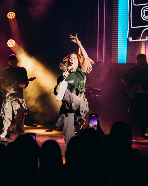 Зіркові сварки: KOLA назвала шоу-бізнес &laquo;дном&raquo;, а Яремчук відповіла за &laquo;специфічну сестру&raquo;