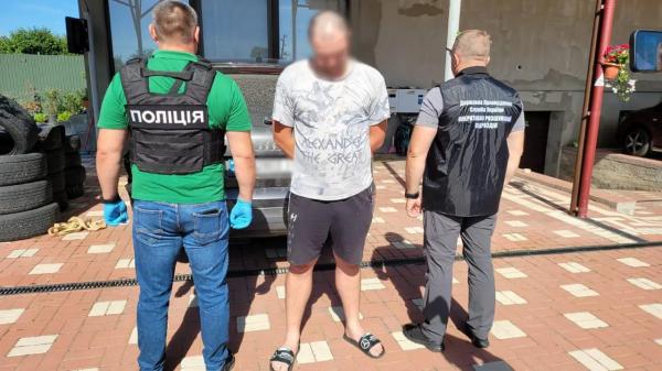  60 діб тримання під вартою з можливістю застави 9 та 7,5 міл грн: винесли вирок переправникам на Закарпатті 