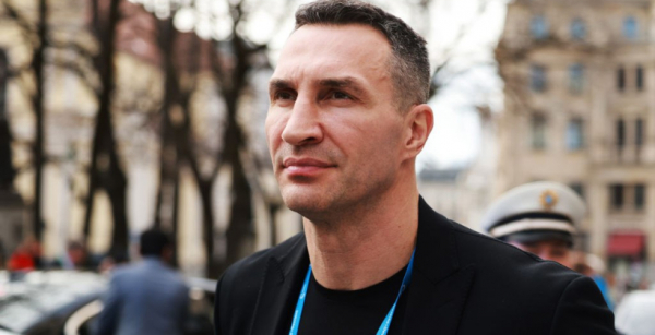 Володимир Кличко &ndash; про реванш між Усиком та Ф&rsquo;юрі: Ми не можемо подивитися в майбутнє &ndash; це тільки мій брат може зробити