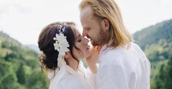 Зірка серіалу "Спіймати Кайдаша" Христина Федорак вийшла заміж і показала кадри з весілля