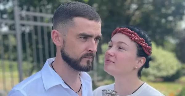 Анастасія Приходько спростувала чутки про друге вінчання з чоловіком 