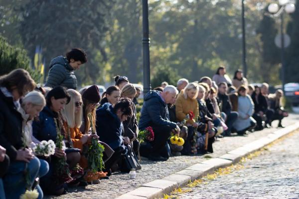  В Ужгороді попрощалися із 36-річним полеглим воїном Володимиром Бондаренком 