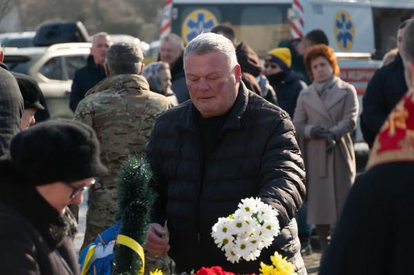  Ужгород попрощався із 56-річним військовослужбовцем, капітаном, командиром танкового взводу Андрієм Сокачем 