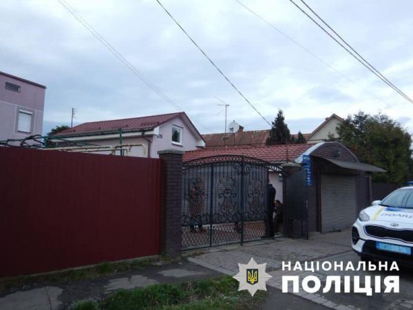  В Ужгороді поліція вилучила у сімейного кривдника бойові гранати: зловмисника затримано 