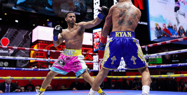Раян Гарсія несподівано програв Роландо Ромеро вакантний пояс WBA Regular у напівсередній вазі