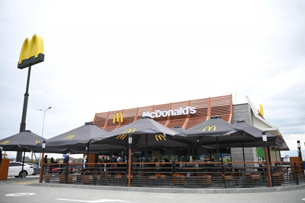  У Мукачеві відкрили McDonald’s: як виглядає, графік роботи та чи буде доставка 