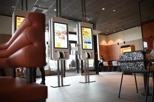  У Мукачеві відкрили McDonald’s: як виглядає, графік роботи та чи буде доставка 