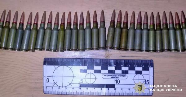  На Закарпатті затримали сімейного кривдника, який погрожував дружині підірвати гранату 