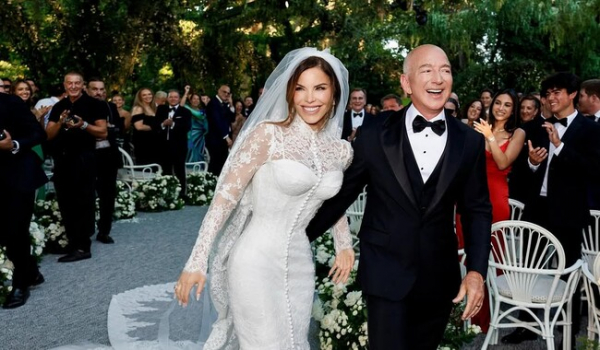 Лорен Санчес вийшла заміж за Джеффа Безоса у сукні Dolce & Gabbana, натхненній образом Софі Лорен