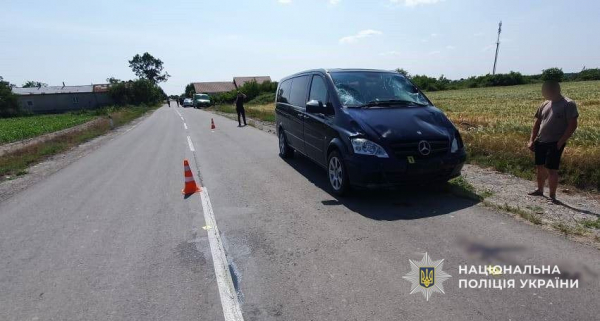  Неподалік Виноградова трапилася ДТП, у якій постраждали двоє неповнолітніх на мотоциклі 