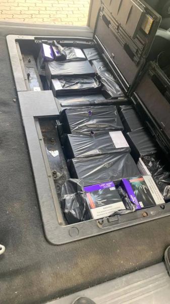  На кордоні з Угорщиною в автомобілі закарпатця виявили партію електронних сигарет 