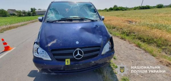  Неподалік Виноградова трапилася ДТП, у якій постраждали двоє неповнолітніх на мотоциклі 