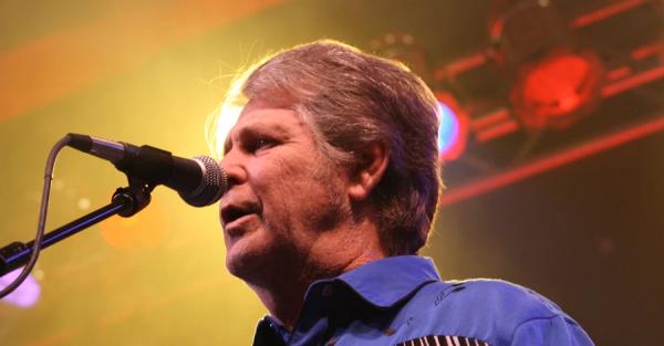 Помер засновник легендарного гурту The Beach Boys Браян Вілсон