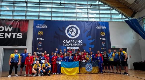  Закарпатські спортсмени здобувають золото на Чемпіонаті Європи з греплінгу 