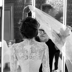 Лорен Санчес вийшла заміж за Джеффа Безоса у сукні Dolce & Gabbana, натхненній образом Софі Лорен