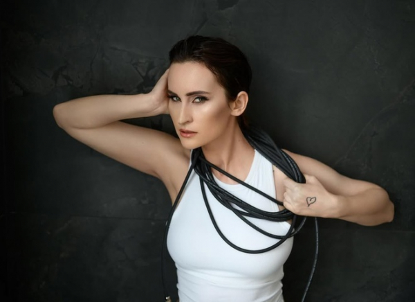 Солістка GO_A після поцілунку з дівчиною висловилася про свою сексуальну орієнтацію