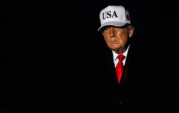 Нове опитування: рейтинг Трампа стрімко падає