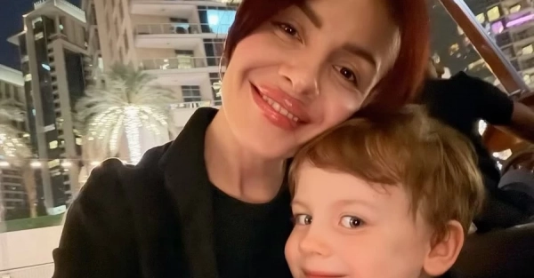 MamaRika з маленьким сином, що застрягли в Дубаї, мало не потрапили до лікарні