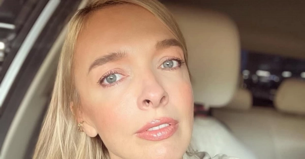 Над нами літають ракети, чутно вибухи, - Василіса Фролова про ситуацію в Дубаї