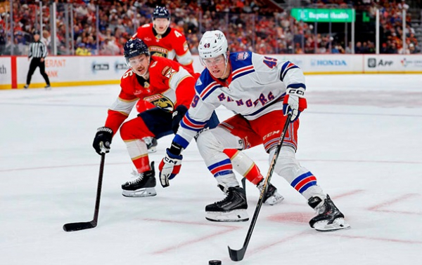 НХЛ: успішна ніч для Тампи та Флориди