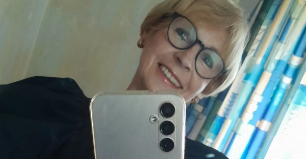 Померла ведуча Людмила Клепакова, з голоса якої почалася історія «1+1»