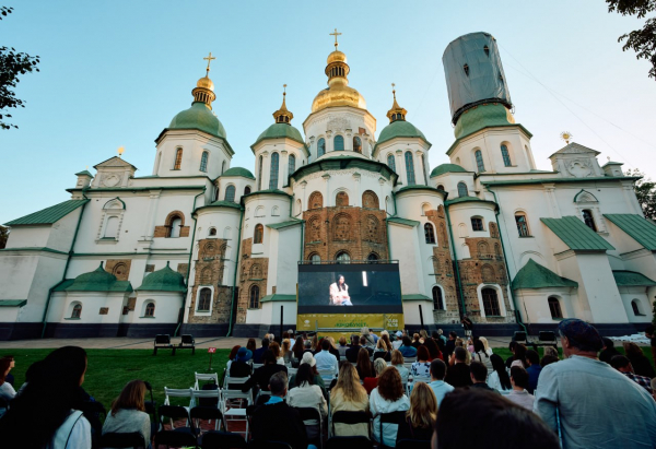 Культурна дипломатія і фільм про Джамалу та "ДахаБраха": як у Києві пройшов фестиваль високого мистецтва "Букет"