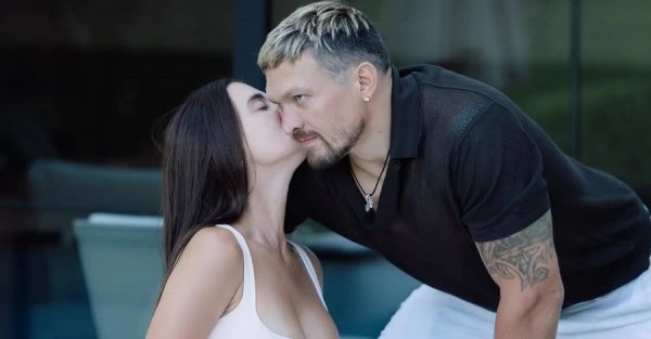 Катерина Усик привітала чоловіка з річницею весілля: Все так само обираємо один одного
