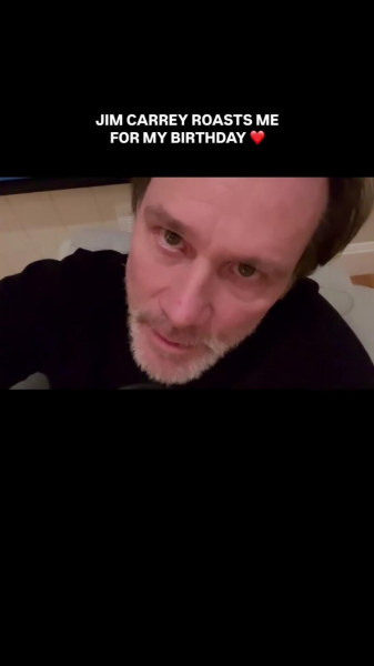 Джим Керрі показався на відео, де він "знов схожий на себе"