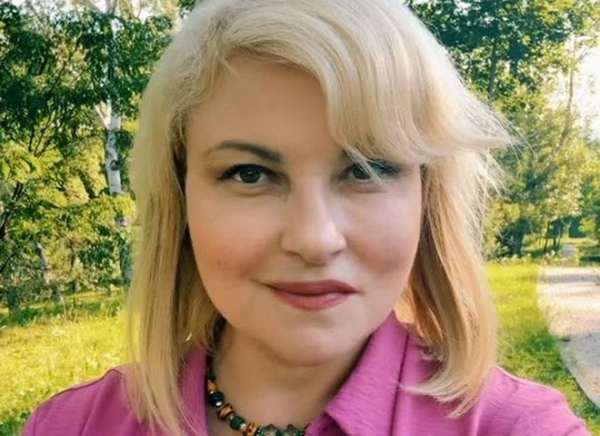 Бурмака пригадала, як у 19 років співала на Червоній руті забороненого Олеся