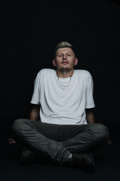 Сергій "Колос" Мартинюк: про новий кліп, службу, концерти та грант від "Тисячовесни"