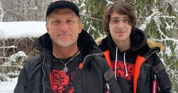 Син Олега Скрипки відповів на хейт у мережі щодо його звільнення із ЗСУ та пояснив, чому має відстрочку